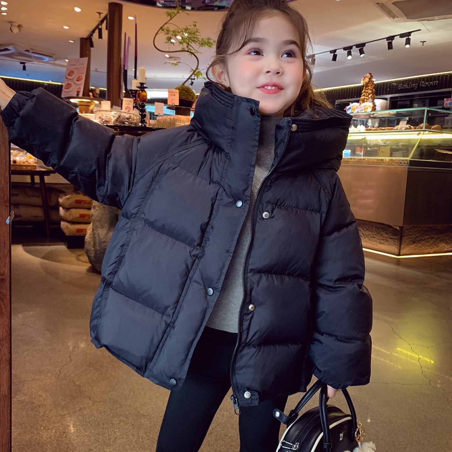 女童保暖连帽白鸭绒羽绒服