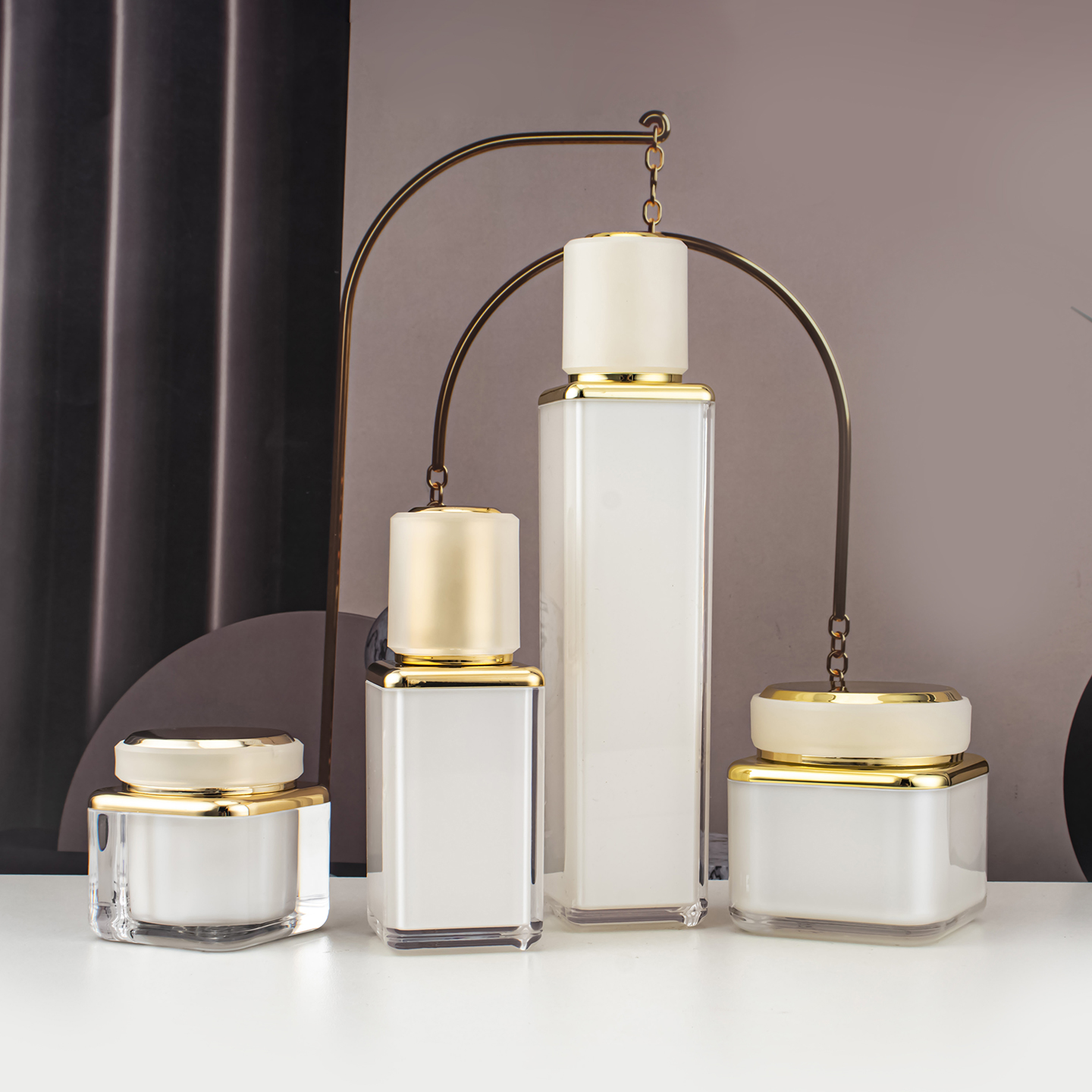 高端亚克力白色方形个护水乳精华瓶膏瓶30g50g30ml120ml泵头瓶子