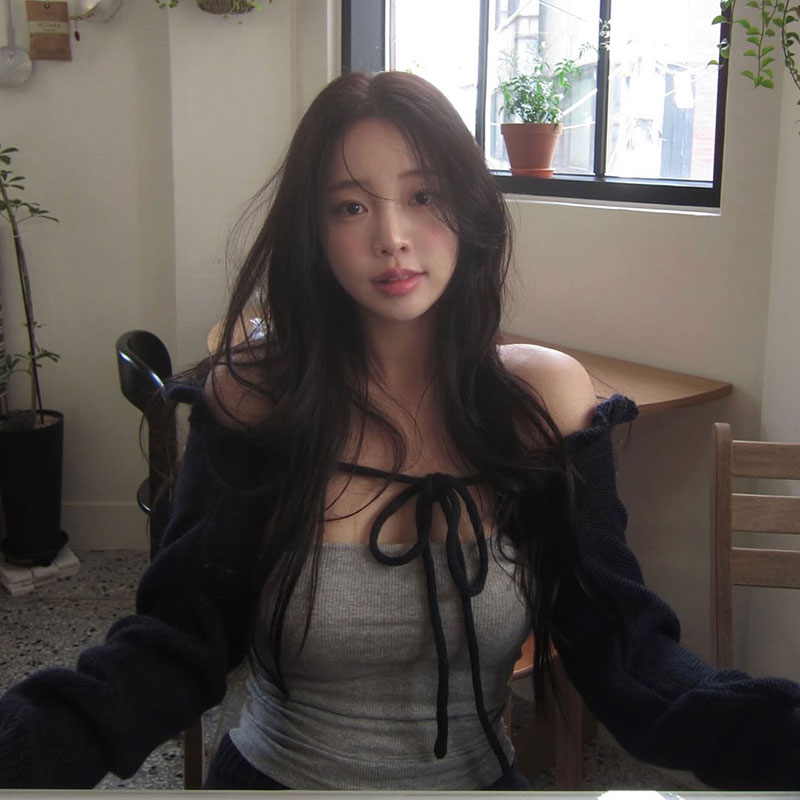 博主同款threetimes纯欲氛围感花边系带针织开衫女短款披肩上衣