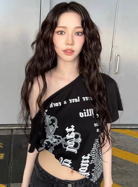 柳智敏同款韩国ILLIO露肩不对称印花宽松T恤女夏美式辣妹短袖上衣