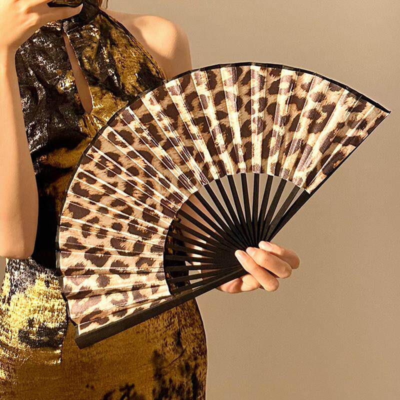 豹纹折叠扇子夏天随身便携竹扇舞蹈专用竹骨扇汉服旗袍马面裙折扇