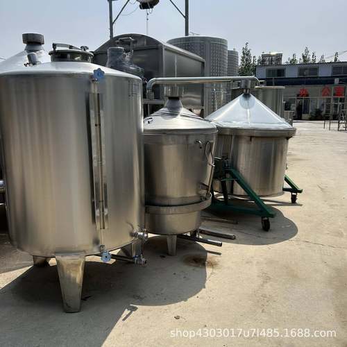 1吨不锈钢食用油储罐立式油坊存油罐密封性好花生油菜籽油储罐