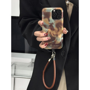 美拉德棕色晕染拉花适用苹果15手机壳16Pro高级感vivox100锡纸纹红米note13皮绳小米14华为pura70荣耀200OPPO