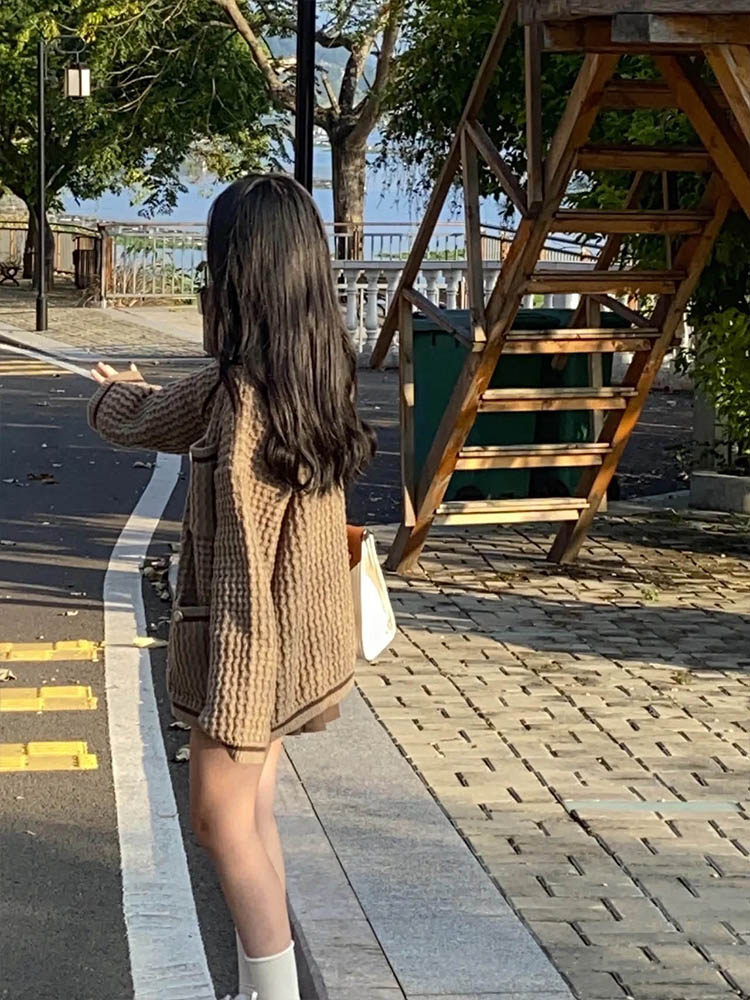 AUTUMN AND WINTER COLLEGE COOL SALT FRIED STREET FOREIGN KNITTED SWEATER SKIRT TWO-PIECE SET 2021 NEW WOMEN