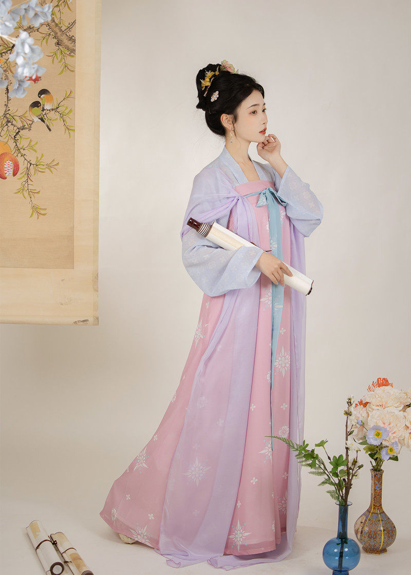 原创唐风复原款齐胸汉服女 一片式破裙印花襦裙唐制对襟汉服春夏