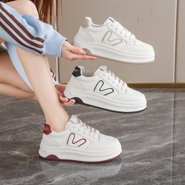 爆款小白鞋女2026春季新款松糕厚底百搭休闲运动板鞋面包鞋女,女鞋,时尚休闲鞋,淘宝优惠券,粉丝福利购,淘宝优惠卷