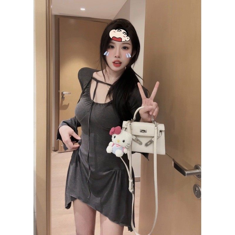 秋冬季纯欲性感辣妹长袖收腰连衣裙显瘦喇叭袖包臀短裙打底裙女装,女装/女士精品,连衣裙,淘宝优惠券,粉丝福利购,淘宝优惠卷