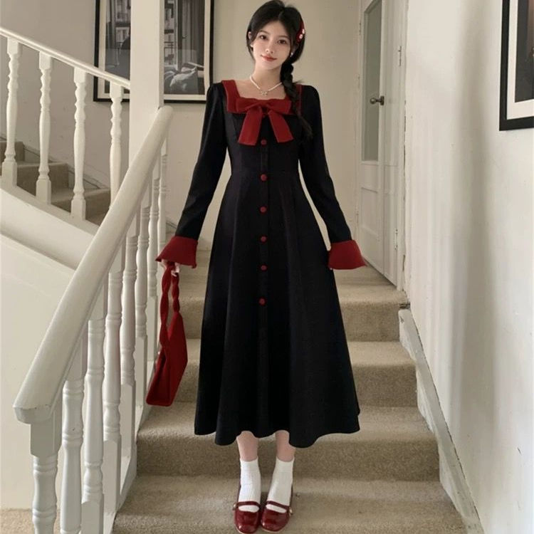 大码胖mm赫本风方领显瘦连衣裙