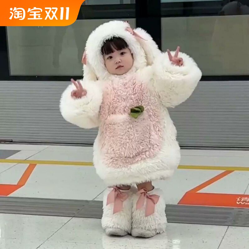 女童秋冬新款套装亲子女宝宝可爱兔耳朵白色加厚保暖居家服装网红