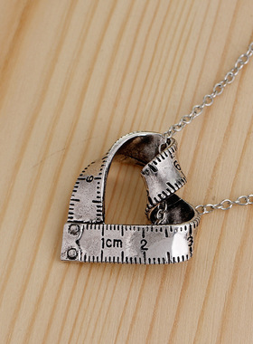 跨境WISH亚马逊热销 创意新款时尚创意复古心形旋转卷尺 吊坠项链