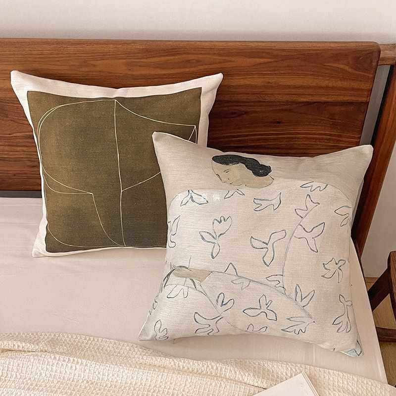 8EC2M.life 法式复古气质女孩抱枕抱枕套客厅沙发靠垫酒店样板间