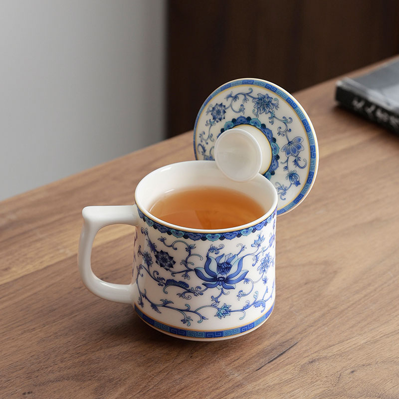 缠枝莲茶杯陶瓷水杯带盖办公室个人专用男款马克杯羊脂玉礼品定制