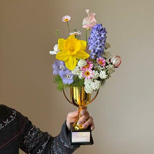 高档金色花瓶奖杯摆件创意礼品浪漫仪式感母亲节礼物实用送妈妈