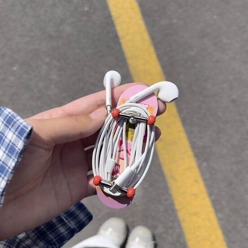 迷你指尖滑板有线耳机缠绕收纳装饰品摆件便携嘻哈朋克风手指滑板