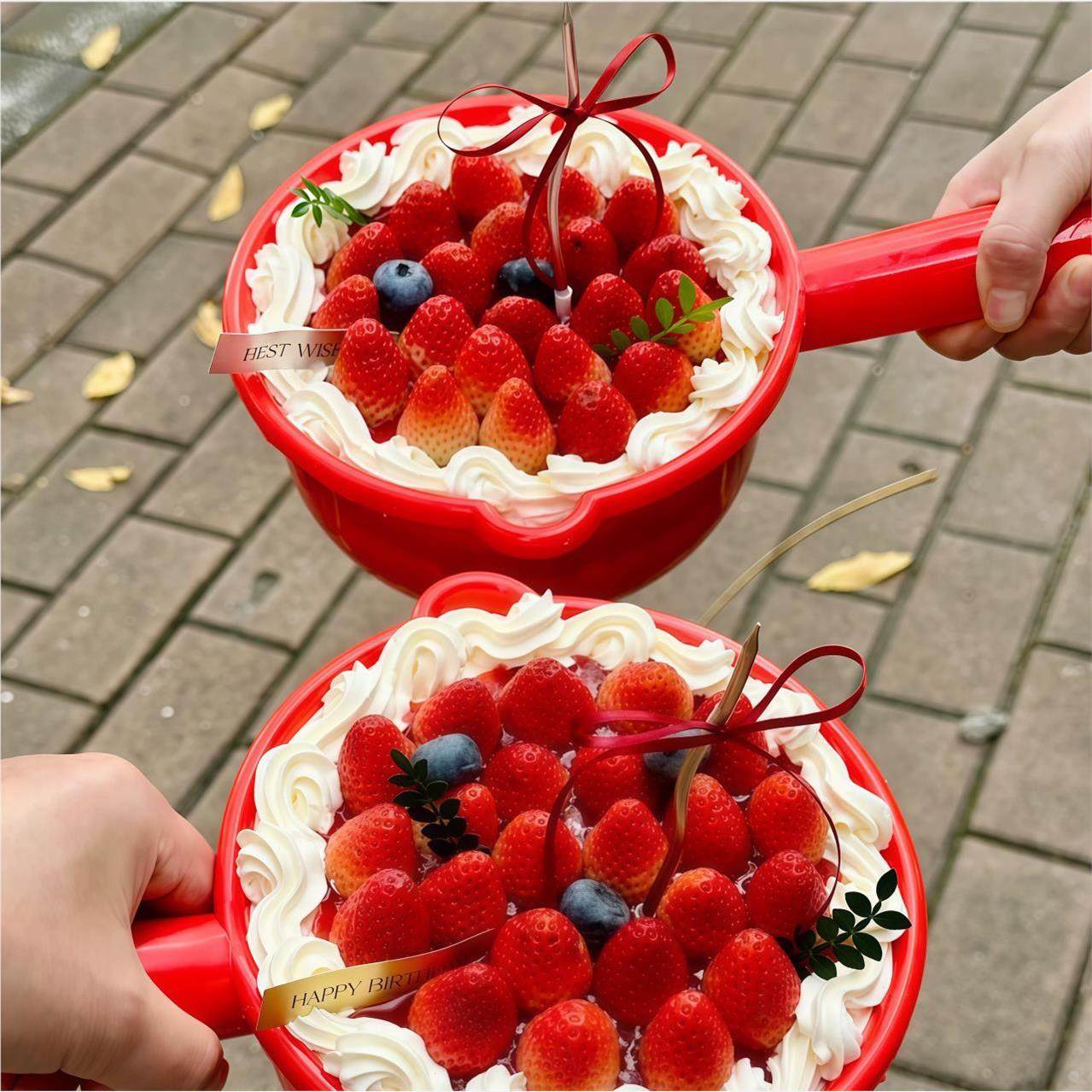奶油蛋糕2025网红圣诞节搞怪红色水舀蛋糕杯搪瓷盆红色水瓢草莓碗,节庆用品/礼品,蛋糕/烘焙装饰用品,淘宝优惠券,粉丝福利购,淘宝优惠卷