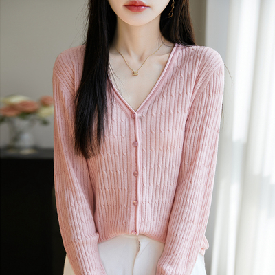 V领麻花开衫桑蚕丝羊毛混纺毛衣