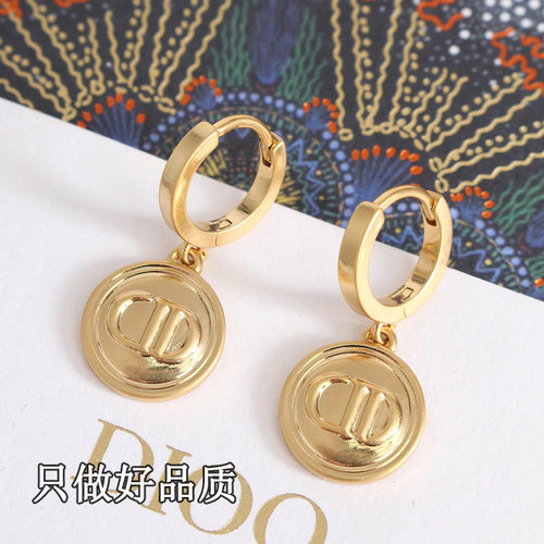 新款圆形字母耳扣女复古做旧高级感CD耳环时尚小众设计轻奢耳饰品
