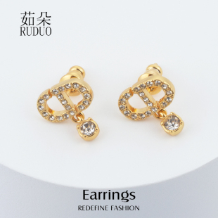 轻奢高级感耳环耳饰 CD字母镶嵌钻金色小耳钉女时尚 2025年新款 爆款