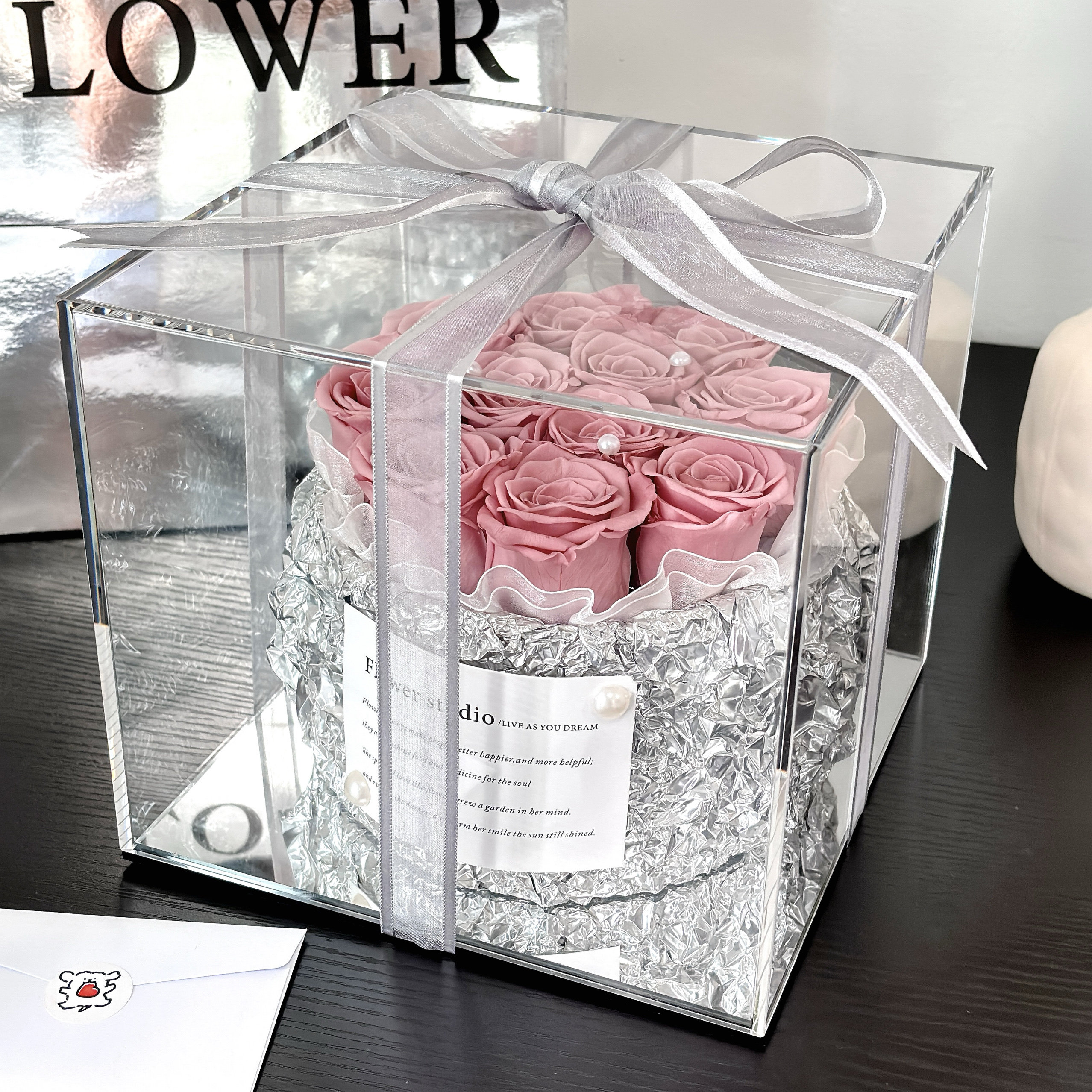 真花玫瑰永生花抱抱桶褶皱银亚克力花盒送男女友新婚生日礼物摆件,鲜花速递/花卉仿真/绿植园艺,永生花,淘宝优惠券,粉丝福利购,淘宝优惠卷