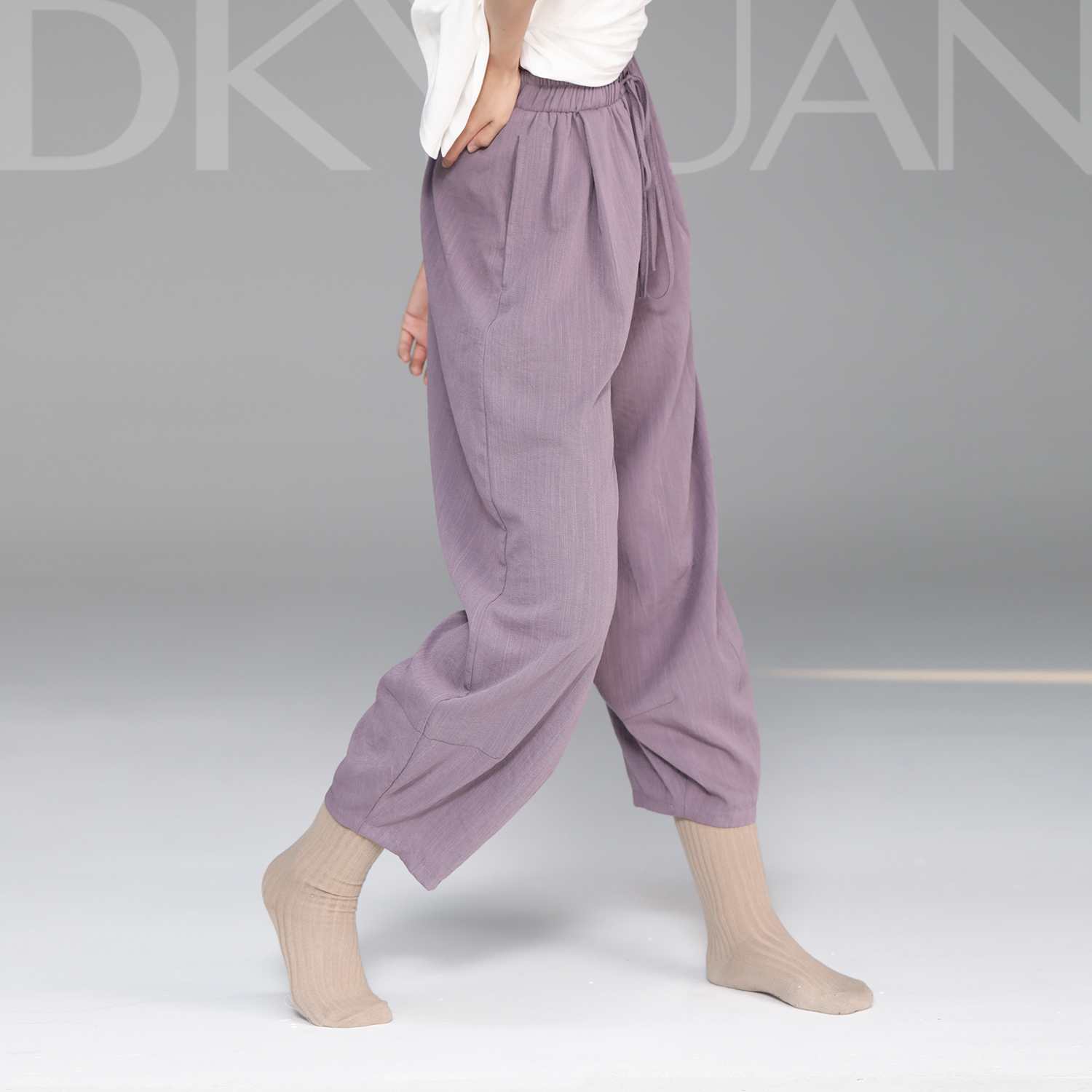 豆蔻依缘现代舞练功裤萝卜裤香蕉裤宽松显瘦新款阔腿裤日常可穿女