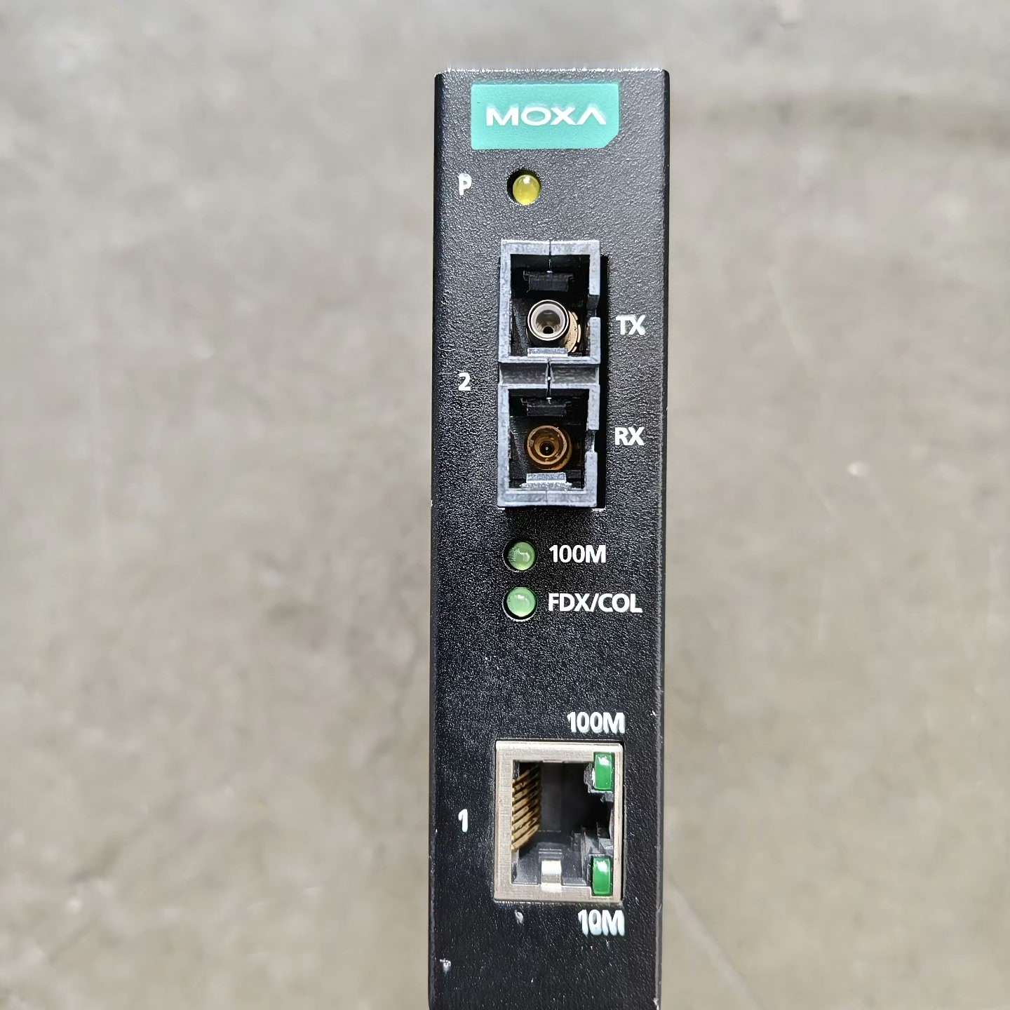 可维修MOXA IMC-11-S-SC光电转换器议价