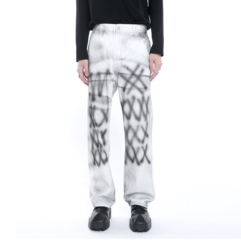 四季潮牌街头风涂鸦设计牛仔裤