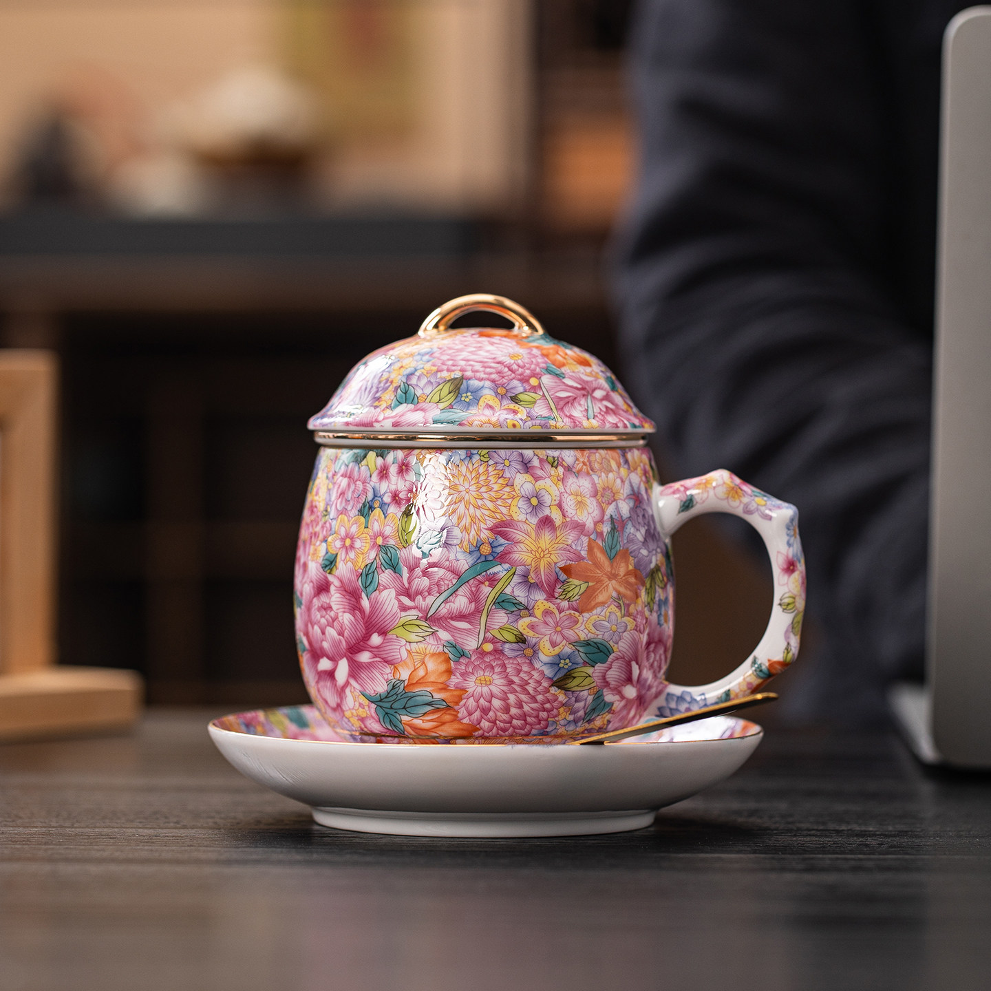 描金珐琅彩万花杯陶瓷带盖茶杯办公室女士个人专用杯商务送礼杯子