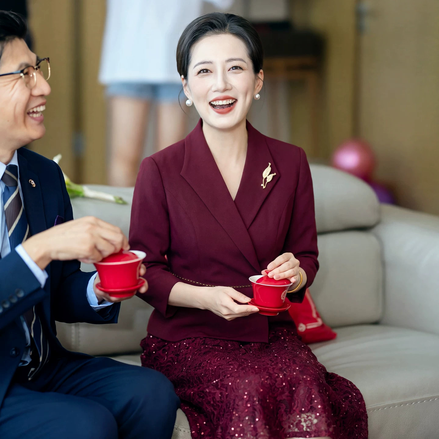 气质妈妈秋装高端假两件拼接蕾丝套装连衣裙喜婆婆婚宴轻奢礼服裙
