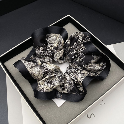 2026新款大肠发圈女高级感头饰头花高颜值头绳缎印花绑头发绳发饰