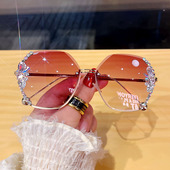 2025新款 水钻太阳镜无框防晒防紫外线墨镜个性 女大脸显瘦带钻潮牌