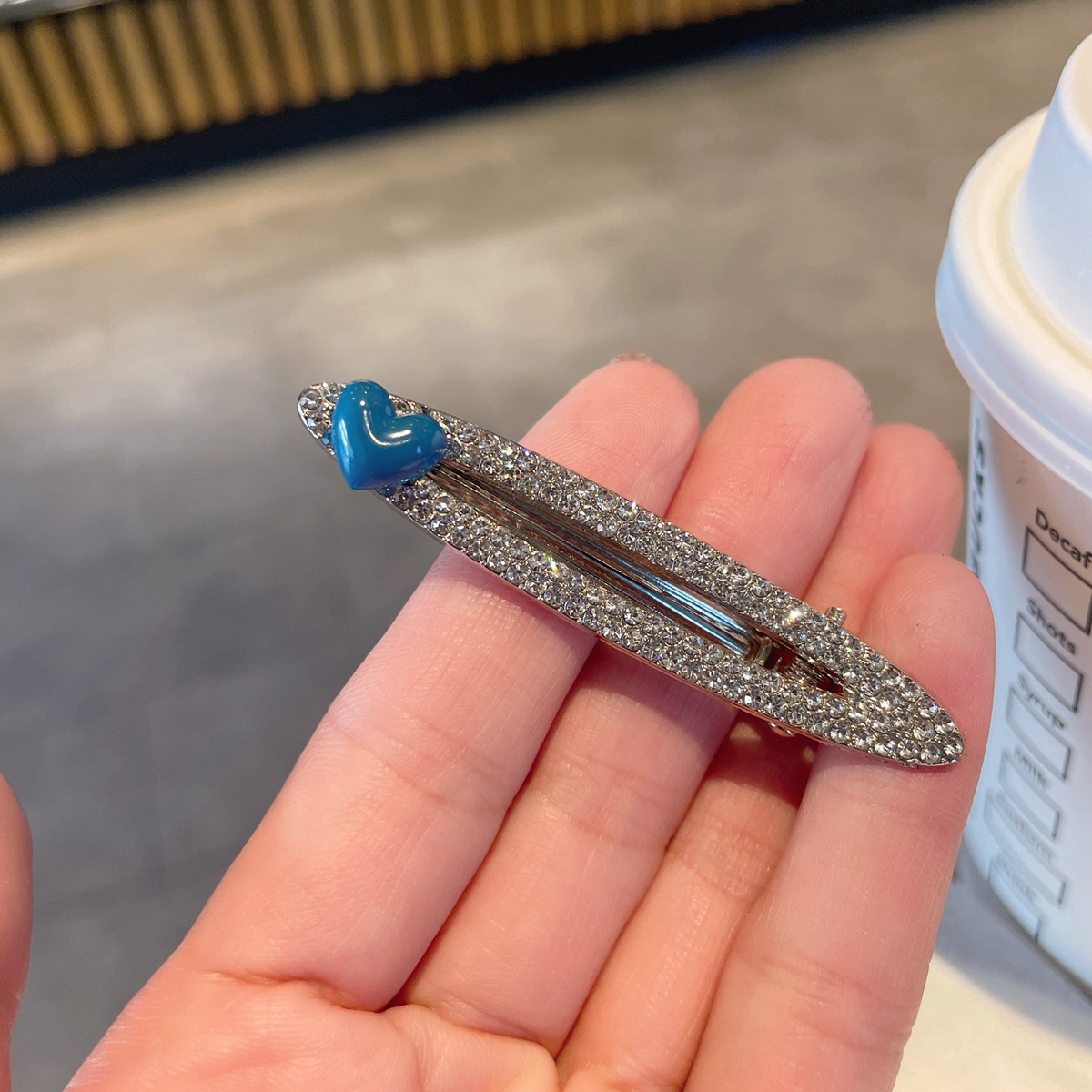 十里间【一颗蓝桃心】简约亮晶晶蓝心精致蓝色爱心发夹甜妹刘海夹