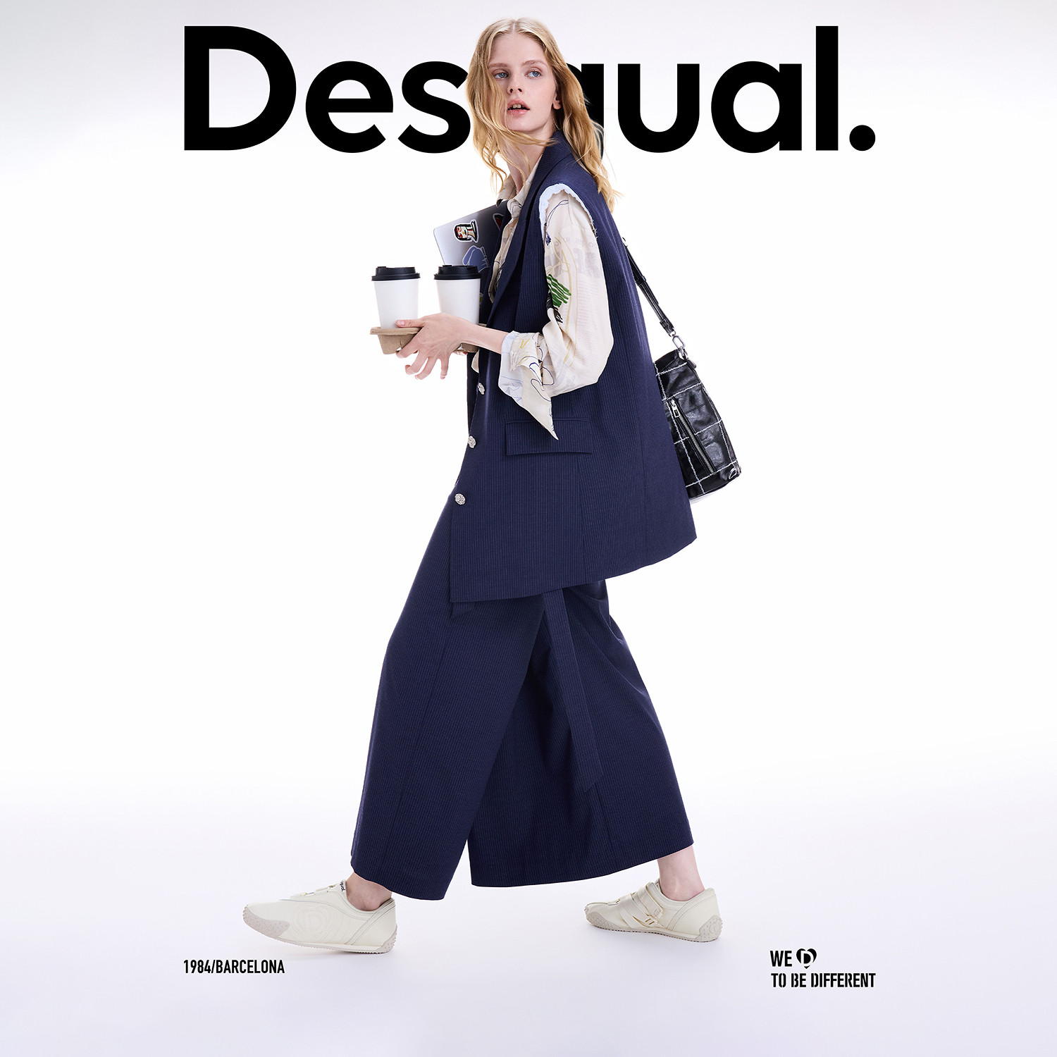 Desigual手绘印花里布条纹无袖女士西装外套