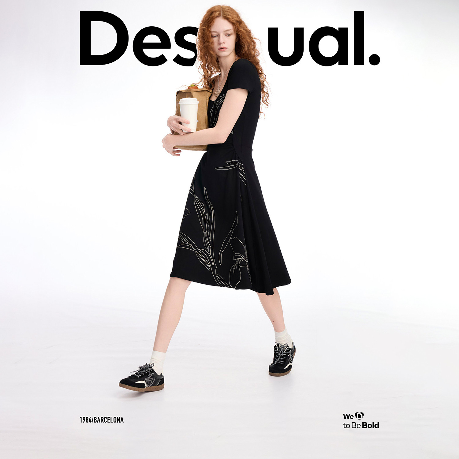 Desigual26春夏新品抽象线条印花大圆领收腰抽褶短袖女式连衣裙