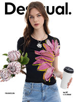 Desigual's new elastic and slimming short-sleeved women's T-shirt with floral print knot design thumbnail 4