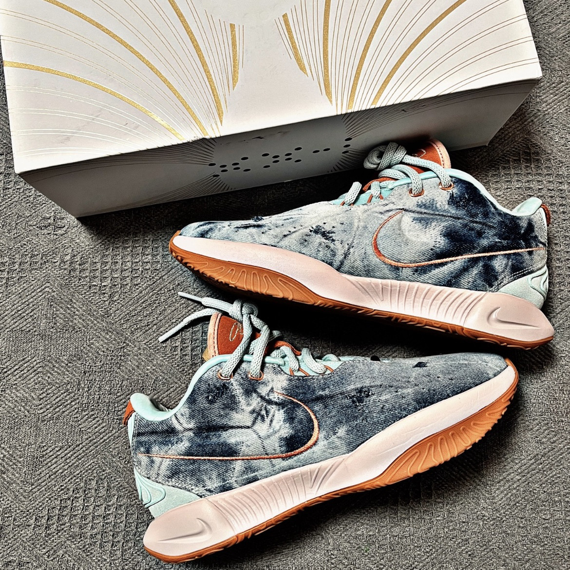 NIKE/LEBRON XXI EP 男款运动休闲鞋篮球鞋HF5466