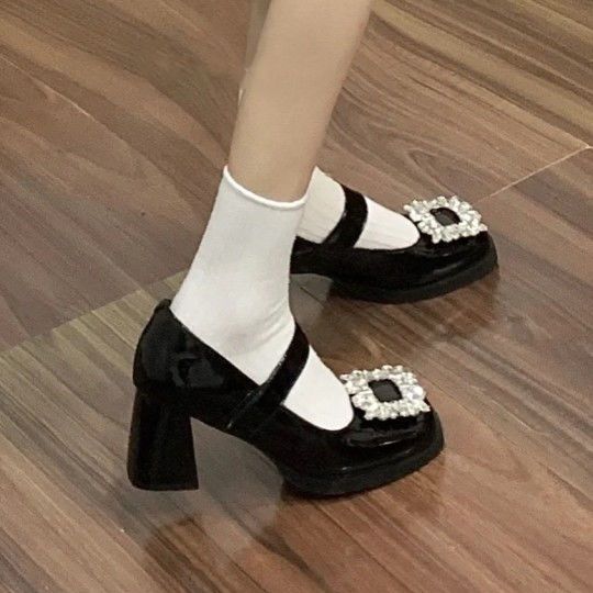 英伦小皮鞋高级感年春季新款水钻气质少女百搭潮流方头单鞋女