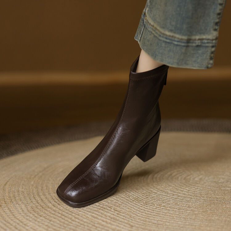 24秋冬新款加绒后拉链瘦瘦靴方头马丁靴切尔西法式粗跟时装靴女绒