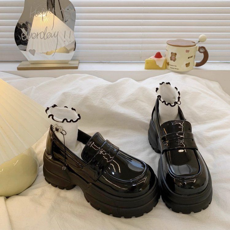 女鞋子厚底一脚蹬jk黑色乐福鞋新款春秋冬英伦风小皮鞋女单鞋