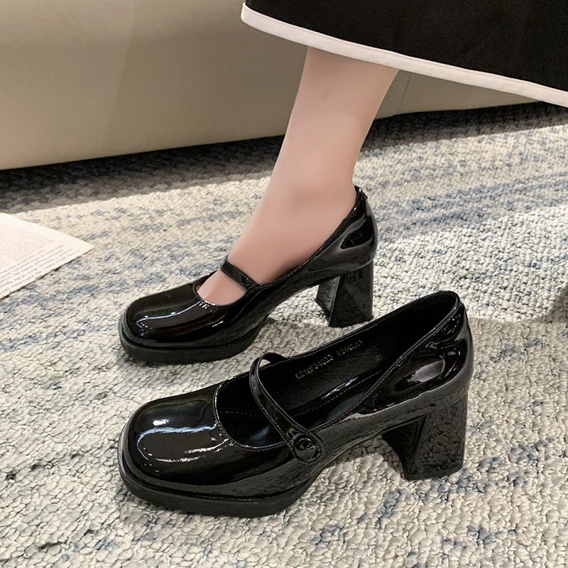 赫本风小皮鞋女2025春季新款玛丽珍高跟鞋设计感小众高级感单鞋