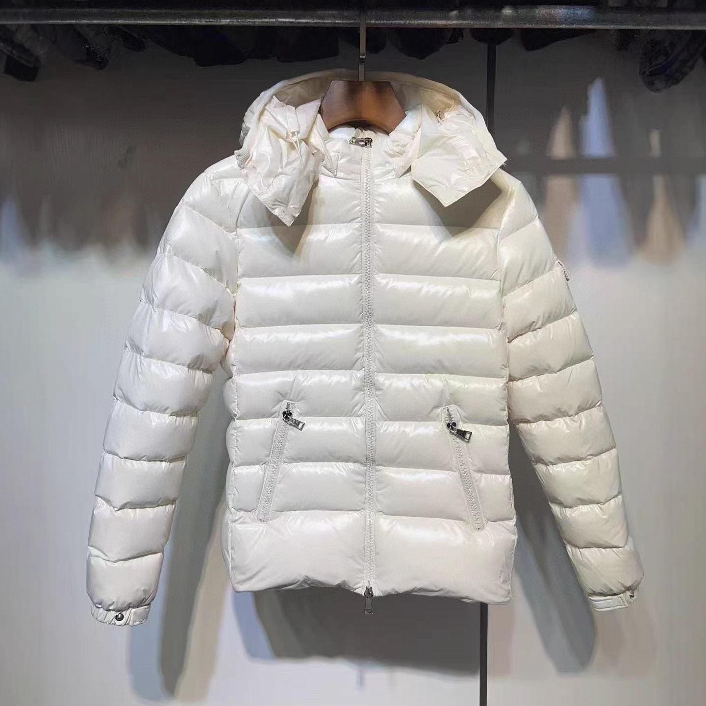 跨境毒家版本高品质蒙家经典女款maya羽绒服外套90白鹅绒菲同款