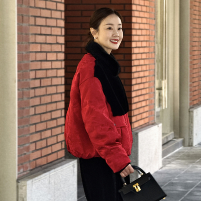 T井姐妹【好事近】设计感精致水貂领鹅绒服ERF2512-95230