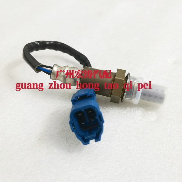吉姆尼1.3 m13A发动机前氧传感器原厂