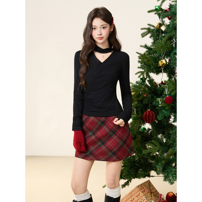 实拍实价黑色v领长袖t恤女秋冬季新款设计感挂脖修身内搭打底上衣