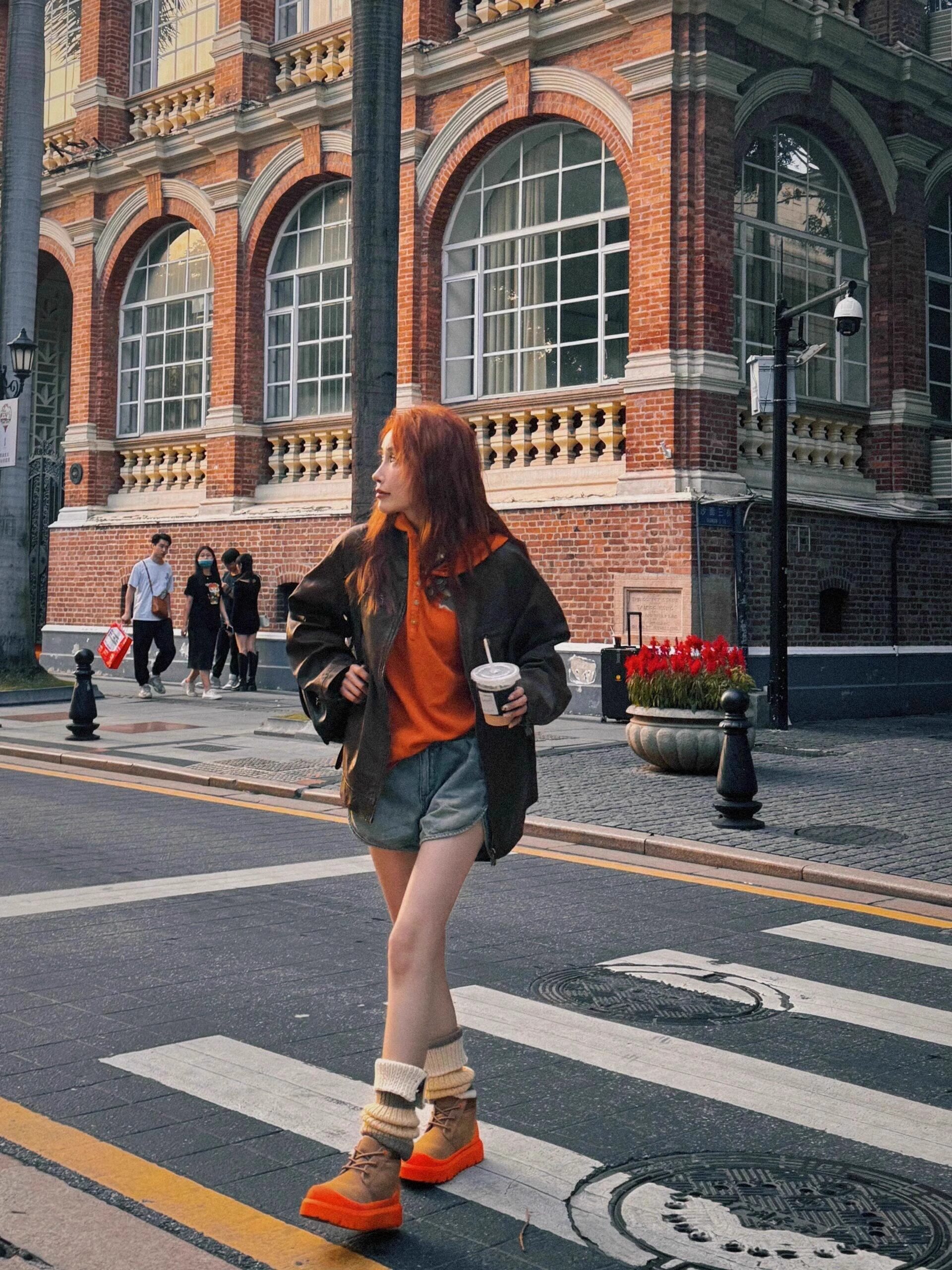 COUNTER GENUINE WANG YIBO THE SAME SNOW BOOTS MENS SHOES WOMENS NORTHEAST WINTER FUR INTEGRATED NON-SLIP FLEECE COTTON SHOES