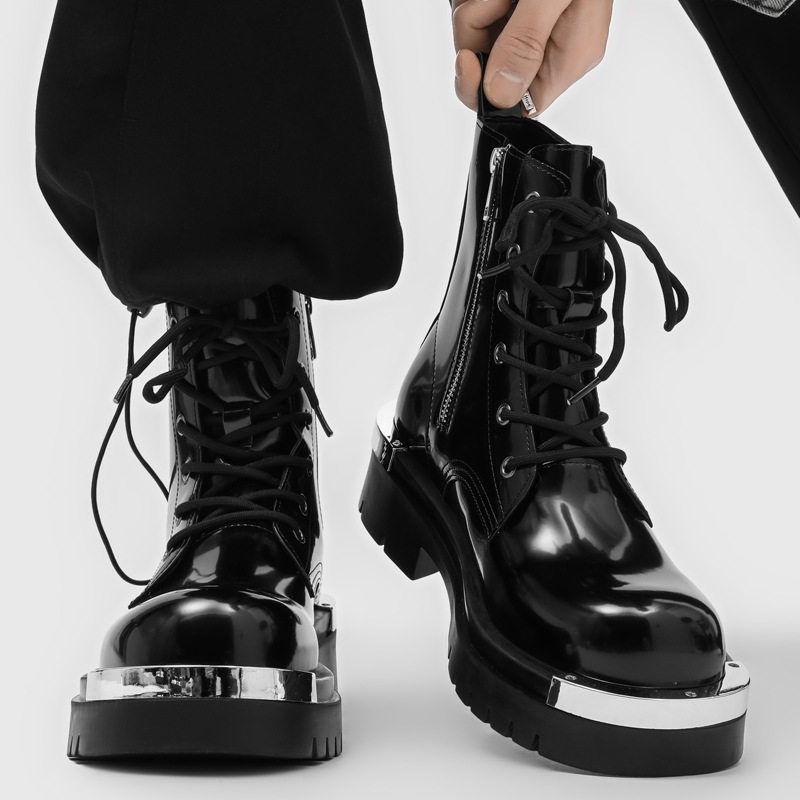 【轻奢品质】金属装饰朋克风厚底机车靴男2026高帮英伦帅气马丁靴