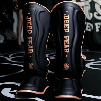 DEEPFEAR泰式轻量化设计适用护腿