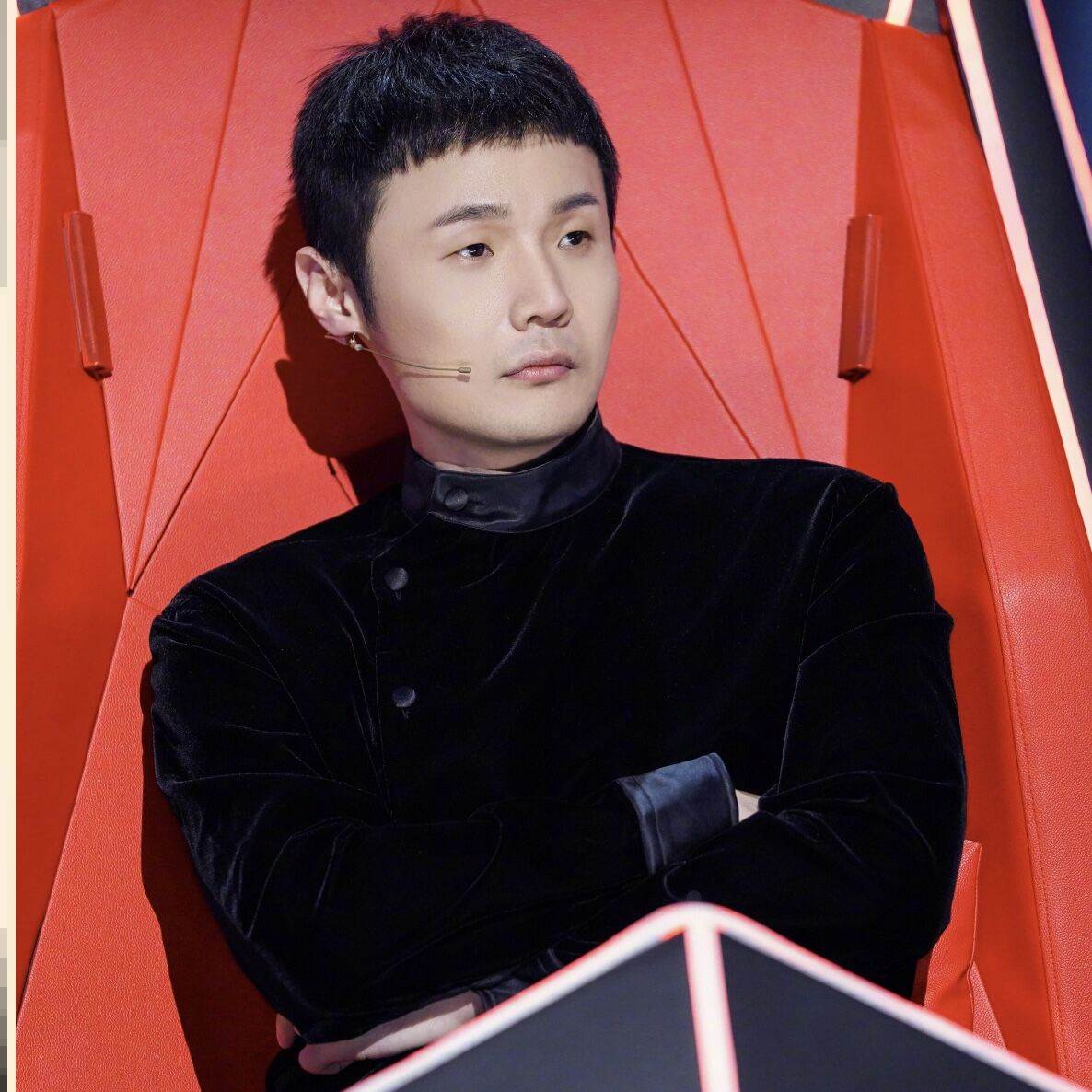 原版2021中国好声音李荣浩同款衣服黑色金丝绒衬衫