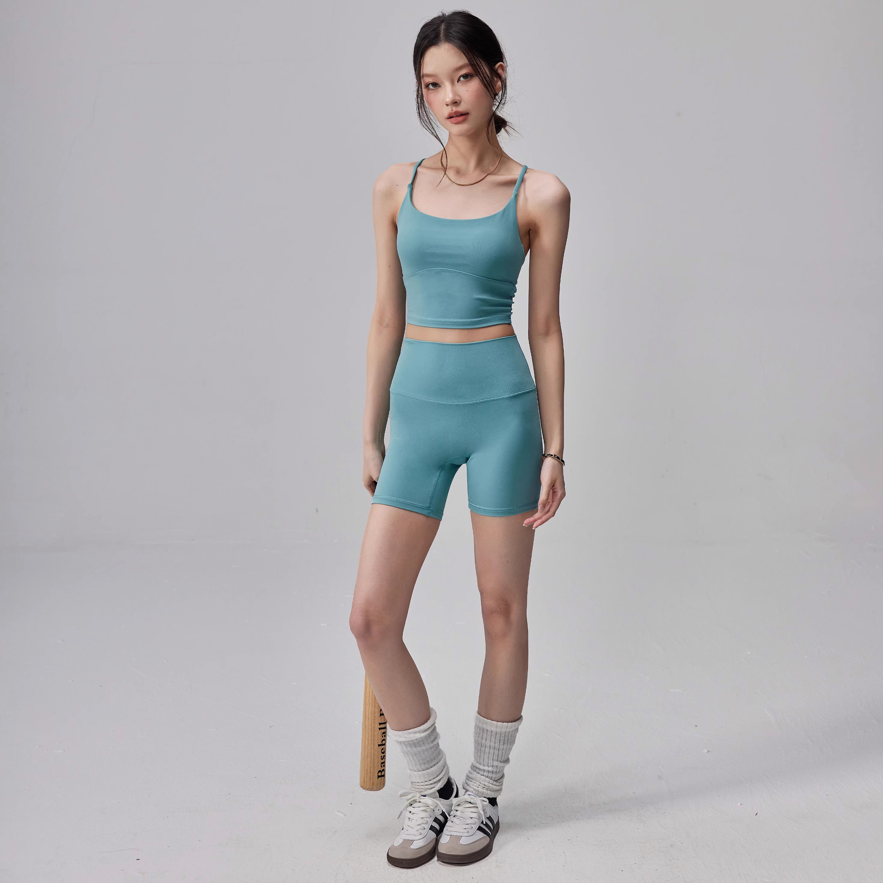宋站多巴胺瑜伽服套装女速干运动吊带背心短裤健身普拉提两件套薄
