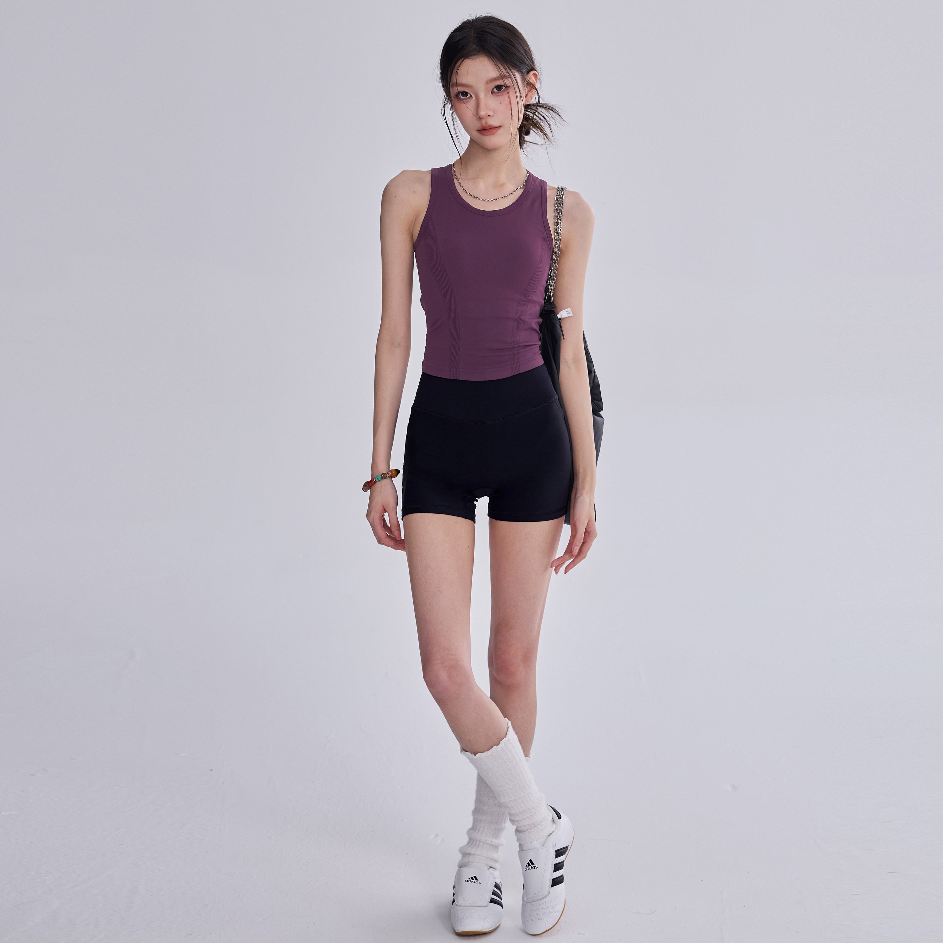 一体式运动背心女工字健身跑步普拉提长款内衣外穿速干瑜伽服上衣