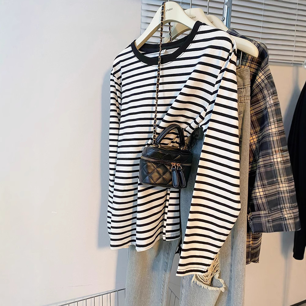 纯棉正肩条纹长袖t恤女年秋冬设计感小众内搭薄款叠穿打底衫